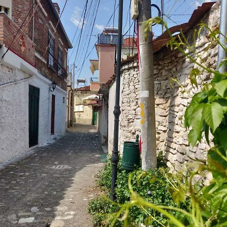 Private Apartment Elbasan Historic Center Ngoại thất bức ảnh