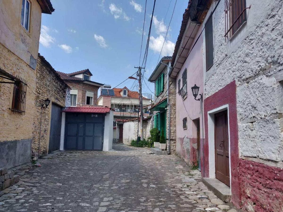 Private Apartment Elbasan Historic Center Ngoại thất bức ảnh
