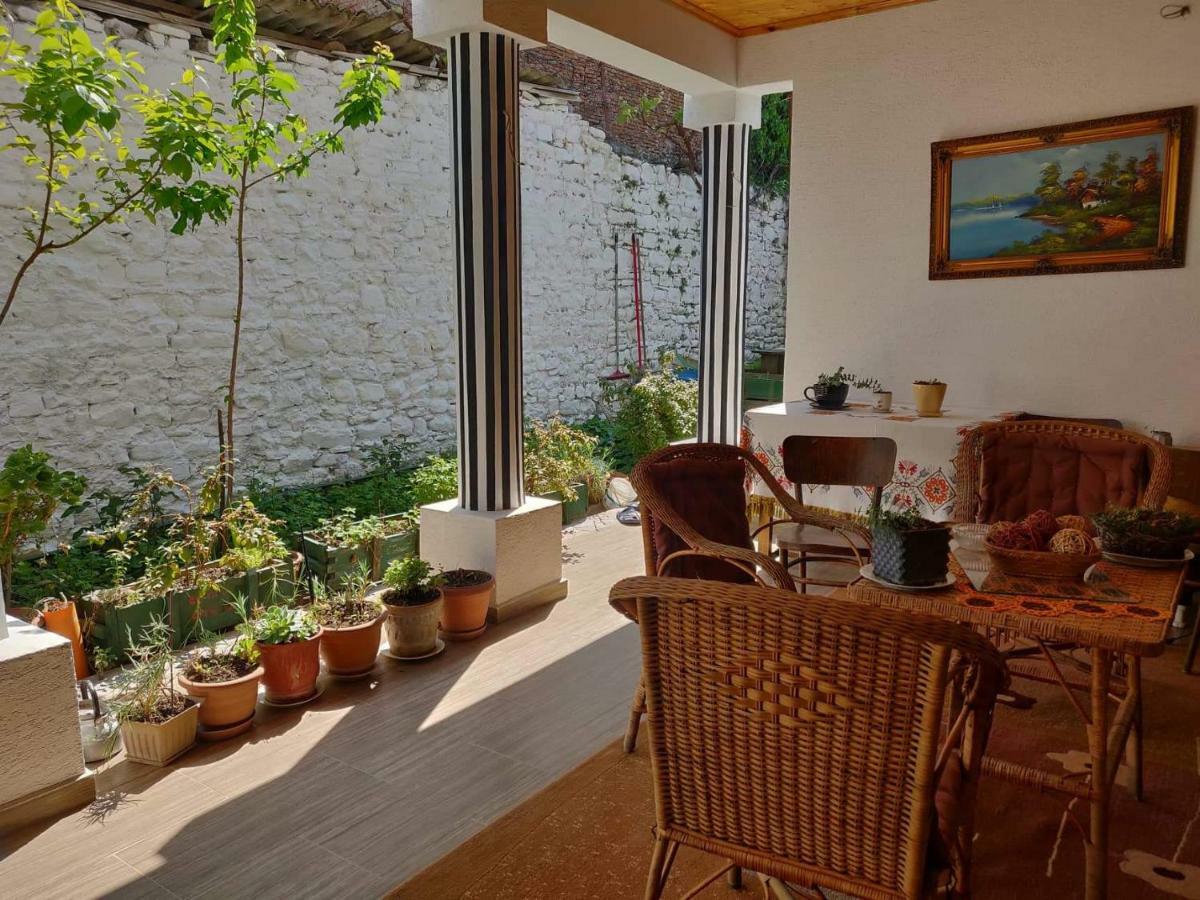 Private Apartment Elbasan Historic Center Ngoại thất bức ảnh